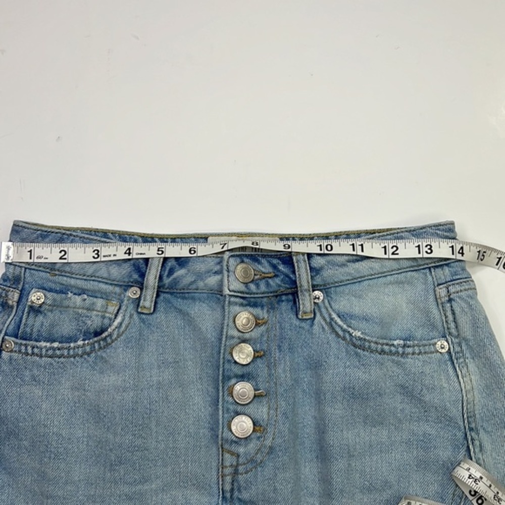 WE THE FREE Distressed Jena Denim Skirt Light Wash Button Fly Mini Skirt Sz 26 - Picture 6 of 7